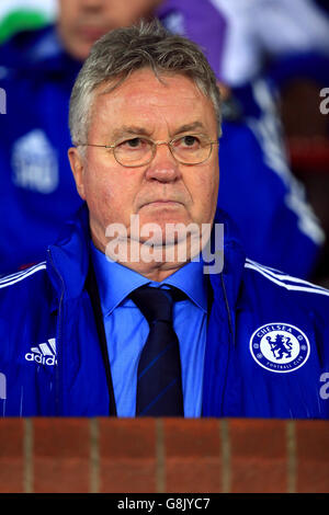 Manchester United contre Chelsea - Barclays Premier League - Old Trafford. Guus Hiddink, directeur intérimaire de Chelsea Banque D'Images