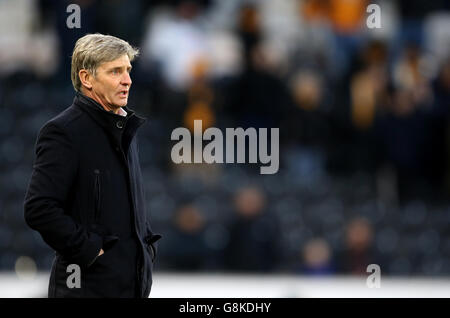 Football - Championnat Sky Bet - Hull City / Charlton Athletic - KC Stadium. Charlton Athletic Manager Jose Riga Banque D'Images