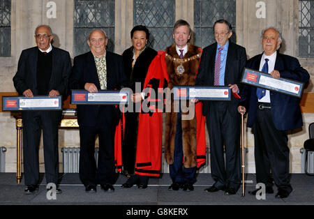 Héros anti-apartheid de recevoir la liberté de la ville de Londres Banque D'Images