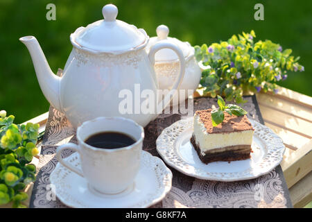 Droit présentant un repas d'été doux Banque D'Images