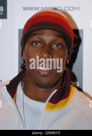 The MOBO Awards Launch Party 2005 - Sway. Lemar arrive. Banque D'Images