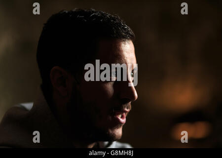 Eden Hazard de Chelsea est interviewé pour la publication belge Het Laatste Nieuws Banque D'Images