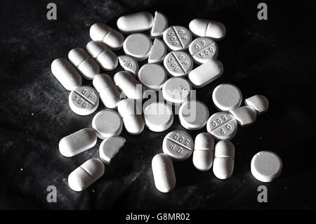 Stock de analgésiques. Photo de comprimés de Paracetamol. Banque D'Images