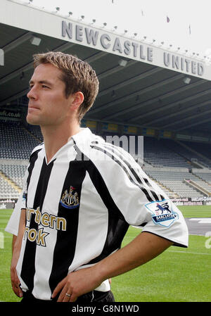 Nouvelle signature de Newcastle United Michael Owen au parc St James, Newcastle, le mercredi 31 août 2005. Voir PA Story FOOTBALL Newcastle. APPUYEZ SUR ASSOCIATION photo. Le crédit photo devrait se lire: John Giles/PA Banque D'Images