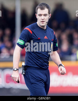 Alloa Athletic v Rangers - Ladbrokes Scottish Championship -Indodrill Stadium.Arbitre Don Robertson lors du match de championnat écossais Ladbrokes au stade Indodrill, à Alloa. Banque D'Images