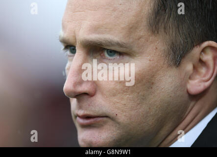 Brentford v Derby County - Sky Bet Championship - Griffin Park. Darren Wassall, directeur du comté de Derby Banque D'Images