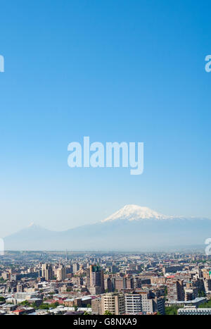 Malgré le mont Ararat est le symbole de l'Arménie, il fait partie de la Turquie. Banque D'Images