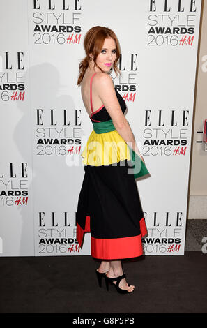 Angela Scanlon assiste aux Elle style Awards 2016 qui se tiennent à Tate Britain à Millbank, Londres. APPUYEZ SUR ASSOCIATION photo. Date de la photo: Mardi 23 février 2016. Le crédit photo devrait se lire comme suit : Ian West/PA Wire Banque D'Images