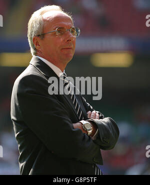 Football - qualification de la coupe du monde de la FIFA 2006 - Groupe six - pays de Galles / Angleterre - Stade du millénaire.Sven Goran Eriksson, directeur de l'Angleterre Banque D'Images