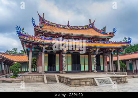 Mengjia Temple de Longshan pour un mélange de divinités Bouddhistes et Taoïstes à Taipei, Taiwan Banque D'Images