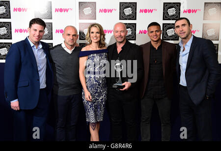 Mark Cole et Charlotte Hawkins présentent le prix du programme sportif HD sponsorisé par ses pour le match de la journée Danny Murphy, Alan Shearer, Jermaine Jenas et Martin Keown aux prix du Club Television and radio Industries 2016, Grosvenor House, Park Lane, Londres. APPUYEZ SUR ASSOCIATION photo. Date de la photo: Mardi 8 mars 2016. Le crédit photo devrait se lire comme suit : Ian West/PA Wire Banque D'Images