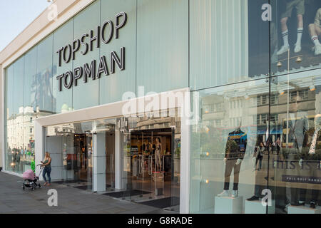 Extérieur de Topshop et Topman store à Brighton Banque D'Images