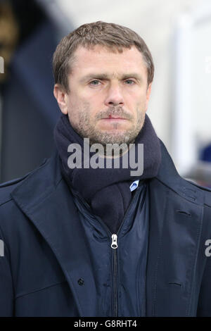 Serhiy Rebrov, responsable de Dynamo Kiev, lors du match de la Ligue des champions de l'UEFA au stade Etihad de Manchester.APPUYEZ SUR ASSOCIATION photo.Date de la photo: Mardi 15 mars 2016.Voir PA Story FOOTBALL Man City.Le crédit photo devrait se lire: Martin Rickett/PA Wire Banque D'Images