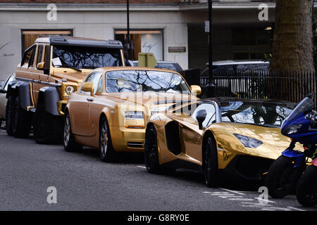 Les voitures du Moyen-Orient à Londres Banque D'Images