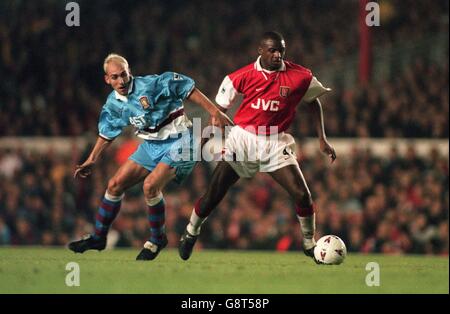 Soccer - FA Premiership Carling - Arsenal v Aston Villa Banque D'Images