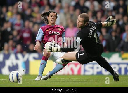 Soccer - FA Barclays Premiership - Aston Villa v Tottenham Hotspur - Villa Park Banque D'Images