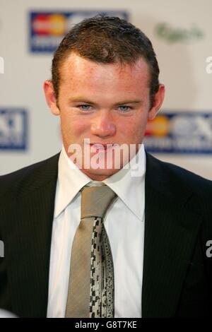 Wayne Rooney, Angleterre et Manchester United arrivent aux prix de joueur 2005 de la FIFPro World XI de Mastercard. Banque D'Images