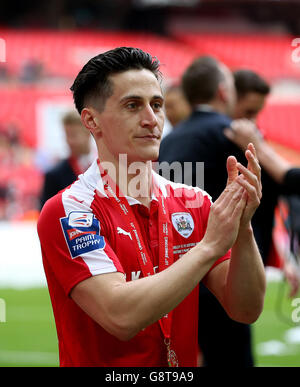 Barnsley v Oxford United - Trophée de peinture de Johnstone - Final - Stade de Wembley Banque D'Images