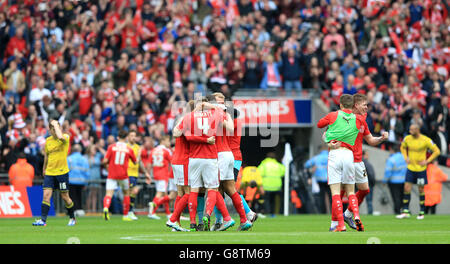 Barnsley v Oxford United - Trophée de peinture de Johnstone - Final - Stade de Wembley Banque D'Images