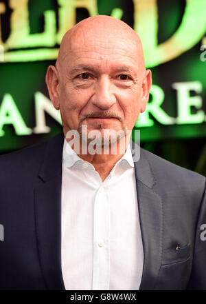 Sir Ben Kingsley participe à la première européenne Jungle Book tenue au BFI IMAX, 1 Charlie Chaplin Walk, Londres. APPUYEZ SUR ASSOCIATION photo. Date de la photo: Mercredi 13 avril 2016. Voir l'histoire de PA SHOWBIZ Jungle. Le crédit photo devrait se lire comme suit : Ian West/PA Wire Banque D'Images