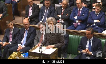 La secrétaire à l'intérieur Theresa May fait une déclaration aux députés de la Chambre des communes, à Londres, à la suite du verdict du jury sur les 96 fans de Liverpool qui sont morts à la suite de la catastrophe de Hillsborough. Banque D'Images