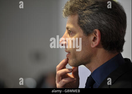 David Rowan, rédacteur en chef de Wired Magazine, Conférence de l'Alliance européenne des agences de presse (EANA), Grange Tower Hotel, Londres. Banque D'Images