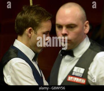 Betfred Championnat du monde de snooker 2016 - Jour 1 - Le théâtre Crucible Banque D'Images