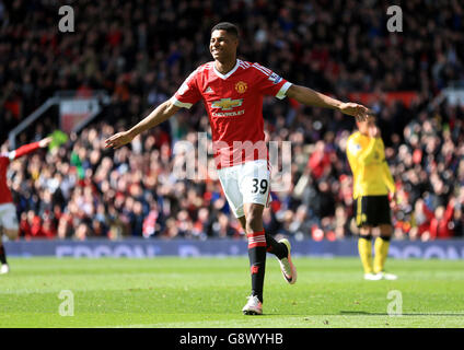 Manchester United / Aston Villa - Barclays Premier League - Old Trafford.Marcus Rashford, de Manchester United, célèbre le premier but du match de son côté Banque D'Images