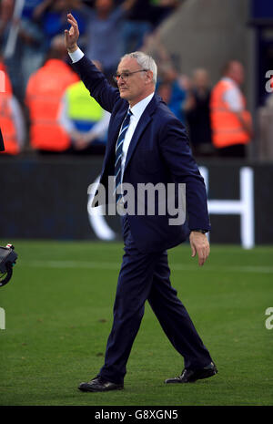 Claudio Ranieri, directeur de Leicester City, après le match de la Barclays Premier League au King Power Stadium de Leicester. Banque D'Images