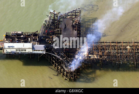 Jetée de feu Banque D'Images