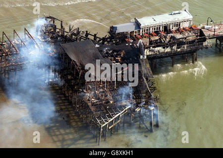 Jetée de feu Banque D'Images