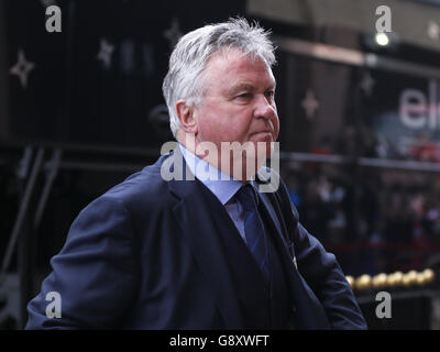 Guus Hiddink, directeur intérimaire de Chelsea, lors du match de la Barclays Premier League au stade de Light, Sunderland. Banque D'Images