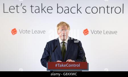 L’ancien maire de Londres Boris Johnson, député, et le principal militant en faveur du Brexit, ont exposé les arguments en faveur d’une sortie de l’Union européanenne, lors d’un discours prononcé à la tour Westminster, à Londres. Banque D'Images