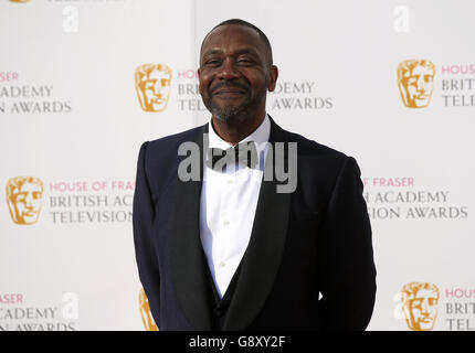 Lenny Henry assiste aux BAFTA TV Awards 2016 de la Maison du Fraser au Royal Festival Hall, Southbank, Londres.APPUYEZ SUR ASSOCIATION photo.Date de la photo: Dimanche 8 mai 2016.Voir l'histoire de PA SHOWBIZ BAFTA.Le crédit photo doit être lu : Jonathan Brady/PA Wire Banque D'Images