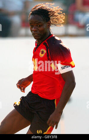 Football - International friendly - Angola / Iles du Cap-Vert - Estadio Jose Gomes. Fabrice Maieco Akwa, Angola Banque D'Images