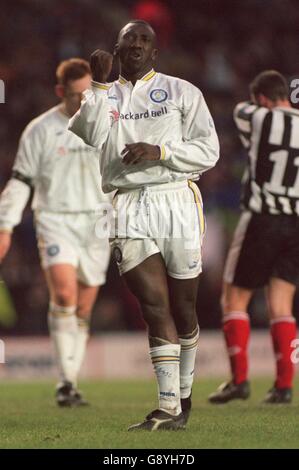 Football - coupe Littlewoods FA quatrième tour - Leeds United / Grimsby Town.Jimmy Floyd Hasselbaink, de Leeds United, célèbre le deuxième but Banque D'Images