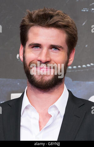 Tokyo, Japon. 30 Juin, 2016. L'acteur Liam Hemsworth assiste à un événement promotionnel spécial pour le jour de l'indépendance : résurgence à Roppongi Hills Arena le 30 juin 2016, Tokyo, Japon. Le casting du film est apparu sur scène pour saluer les fans lors d'un événement spécial pour la suite de la Journée de l'indépendance (1996). Le nouveau film sera diffusé au Japon le 9 juillet. Credit : Rodrigo Reyes Marin/AFLO/Alamy Live News Banque D'Images