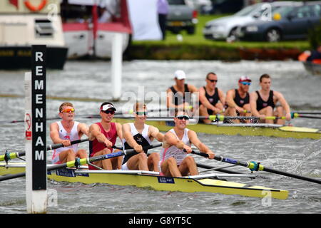 Les rameurs du monde entier sont venus à l'assemblée annuelle 2016 de la Régate royale de Henley Banque D'Images