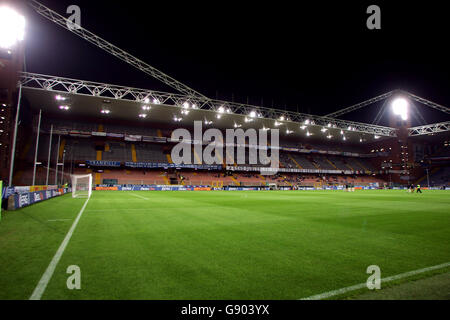 Football - Coupe UEFA - Premier tour - Deuxième étape - Sampdoria v Vitoria Setubal - Stade Luigi Ferraris Banque D'Images