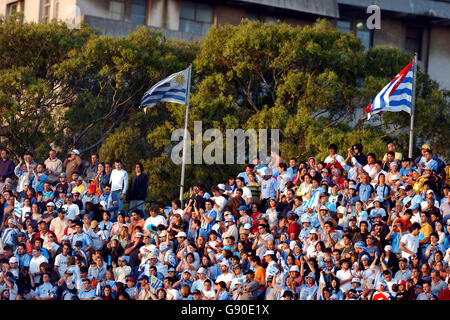 Football - Coupe du Monde 2006 Qualifications - Play Off Première étape - Uruguay v Centenario Stadium - Australie Banque D'Images