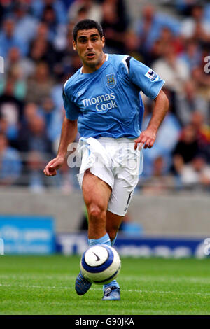 Football - FA Barclays Premiership - Manchester City v Portsmouth - City of Manchester Stadium.Claudio Reyna, Manchester City Banque D'Images