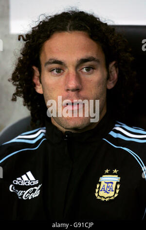 Football - amical - Argentine / Angleterre - Stade de Geneve. Gabriel Milito, Argentine Banque D'Images