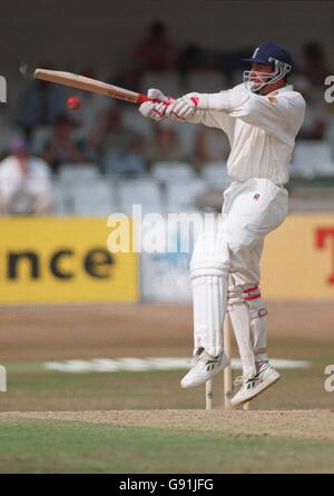 Cricket - Cinquième match d'essai de Cornhill - Angleterre contre Antilles - Trent Bridge.Mike Watkinson, en Angleterre Banque D'Images