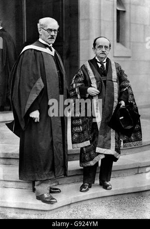 Sir James Barrie et Ramsay MacDonald Banque D'Images