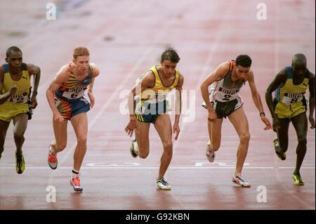 Athlétisme - Jeux Bupa - Gateshead - 2000m pour hommes. Le début de la course de 2000m pour hommes Banque D'Images