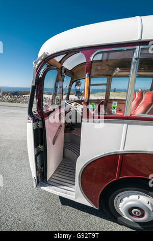 Leyland Tiger cub 1958 coach vintage à corps ternaires Banque D'Images