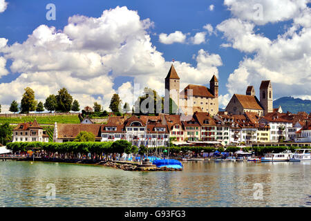 Le lac de Zurich, le centre historique et son château, Rapperswil, canton de St-Gall, Suisse Banque D'Images