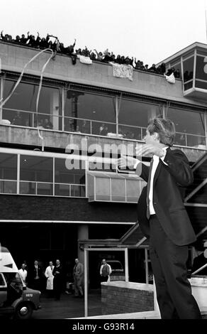 David McCallum - London Airport Banque D'Images