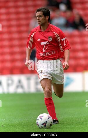 Soccer - JD Sports Cup - semi final - Newcastle United / Benfica. Scott Minto de Benfica Banque D'Images