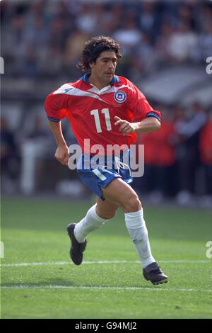 Football - coupe du monde France 98 - Groupe B - Chili / Autriche.Marcelo Salas, Chili Banque D'Images